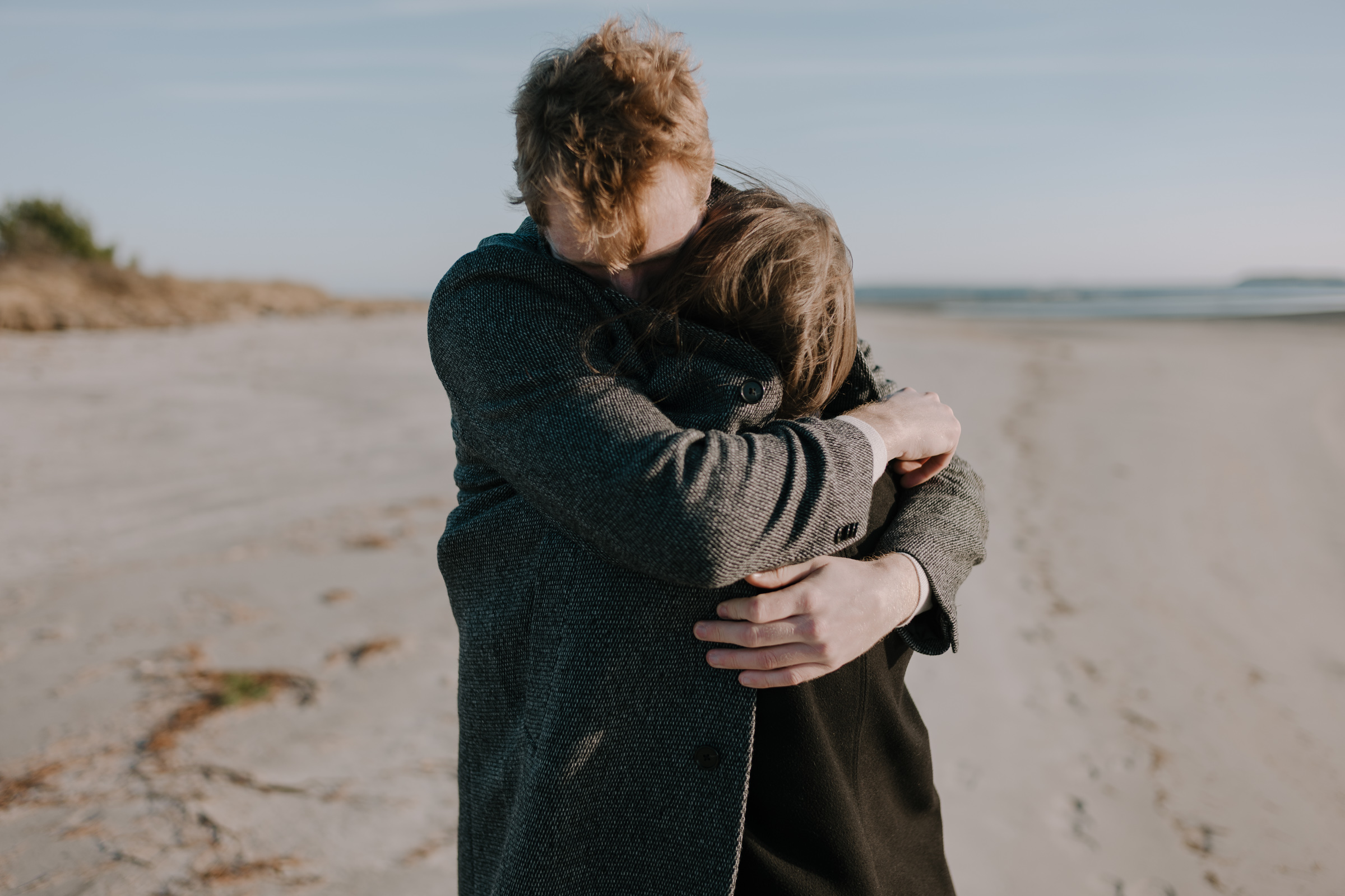 Couple hugging on Summerville Beach